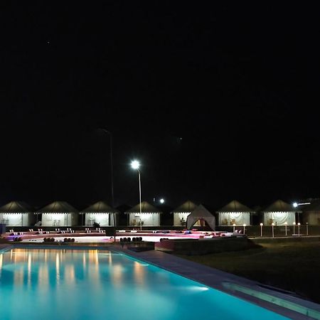 Khamma Ghani Resort With Pool 斋沙默尔 外观 照片