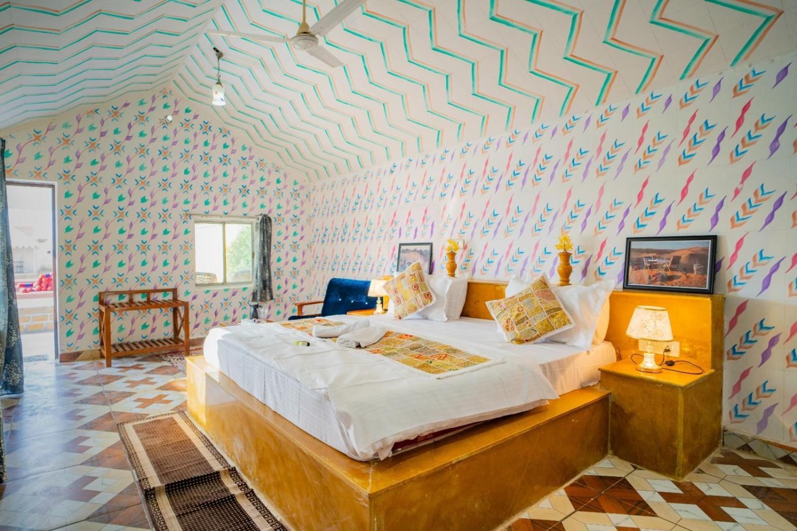 Khamma Ghani Resort With Pool 斋沙默尔 外观 照片