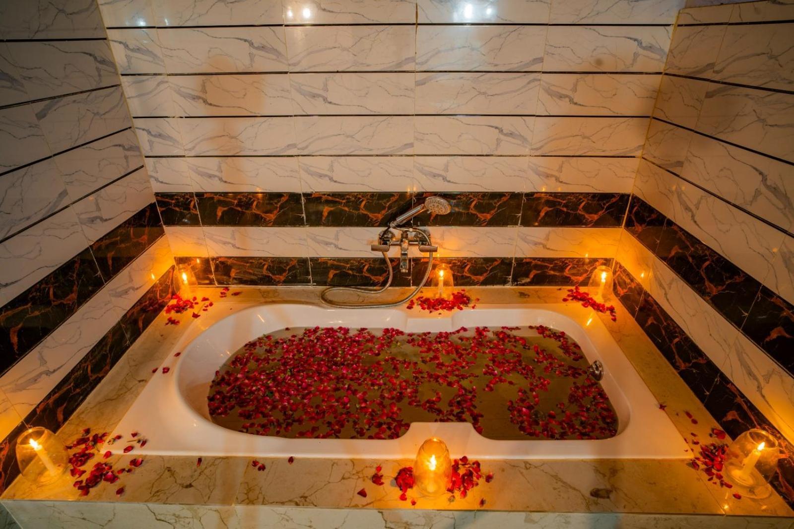 Khamma Ghani Resort With Pool 斋沙默尔 外观 照片