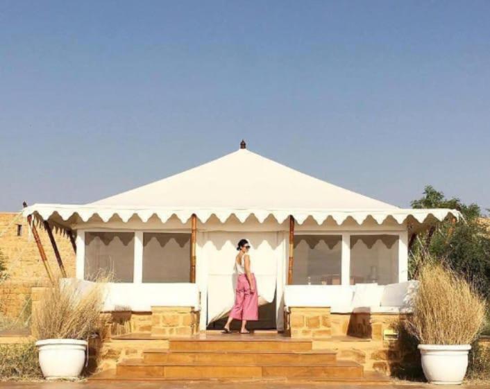 Khamma Ghani Resort With Pool 斋沙默尔 外观 照片