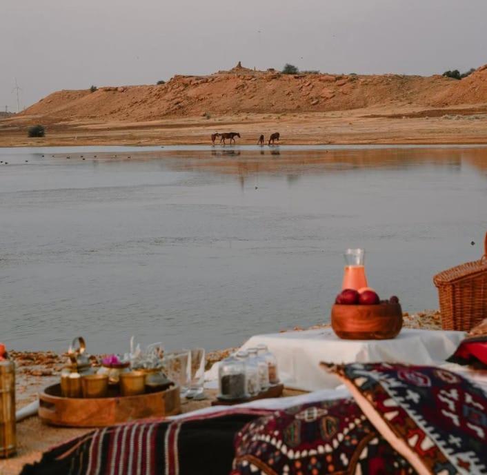 Khamma Ghani Resort With Pool 斋沙默尔 外观 照片